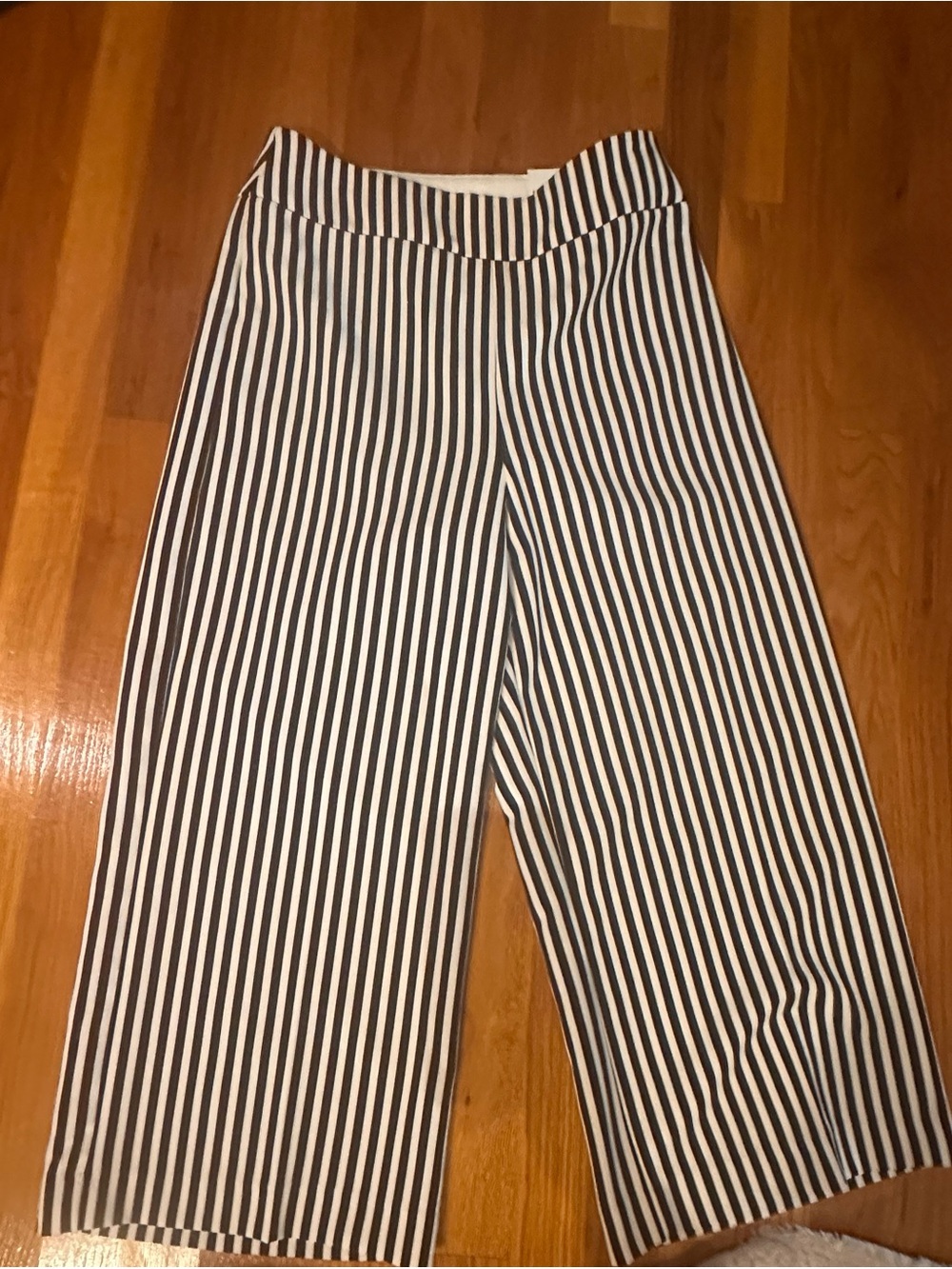 Express Black & White Vertical Stripe Wide-Leg Pants